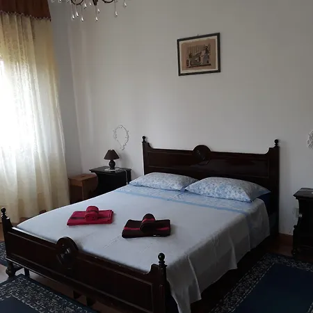 Konukevi Al Laghetto Basovizza